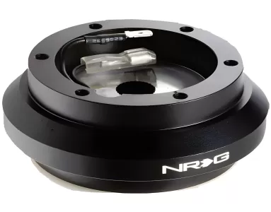 General Representation Nissan Juke NRG Steering Wheel Short Hub Adapter