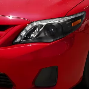 Toyota Corolla - 2011 to 2013 - Sedan [All] (Projector, LED Accent Lights)