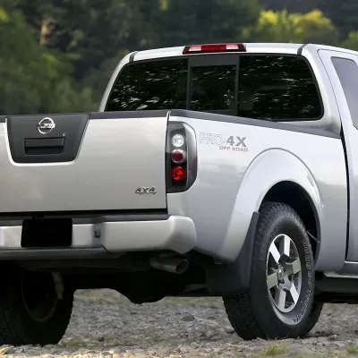 Nissan Frontier - 2005 to 2014 - All [All] (Matte Black) (Clear Lens)