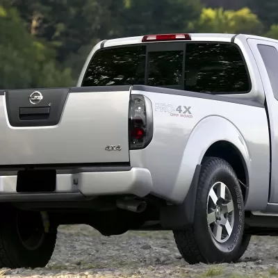 Nissan Frontier - 2005 to 2014 - All [All] (Smoked Lens)