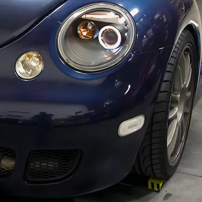 Volkswagen Beetle - 1998 to 2005 - All [All Except TurboS] (Projector With Halo, LED Accent Lights) (Not Compatible With OEM HID Lights) (Matte Black)