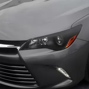 2016 Toyota Camry PRO Design Black Headlights