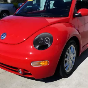 Volkswagen Beetle - 1998 to 2005 - All [All Except TurboS] (Projector With Halo, LED Accent Lights) (Not Compatible With OEM HID Lights) (Matte Black) (Smoked Lens)