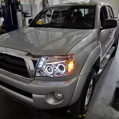 Toyota Tacoma - 2005 to 2011 - All [All] (Projector With Halo, LED Accent Lights)