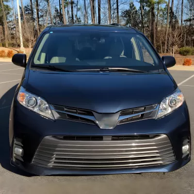 Toyota Sienna - 2011 to 2020 - Minivan [All] (Projector) (for Halogen Headlight vehicles)