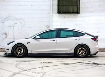 2021 tesla Model 3 Seibon OEM Style Carbon Fiber Side Skirts