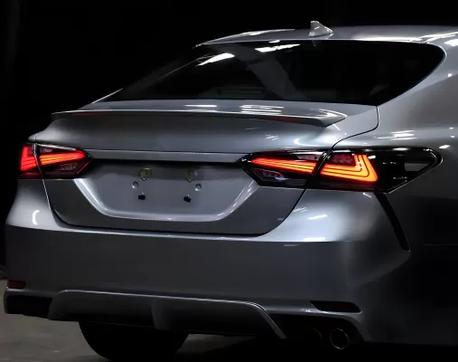 Toyota Camry - 2018 to 2022 - Sedan [All] (Gloss Black) (Smoked Lens) (Sequential LED Lights)