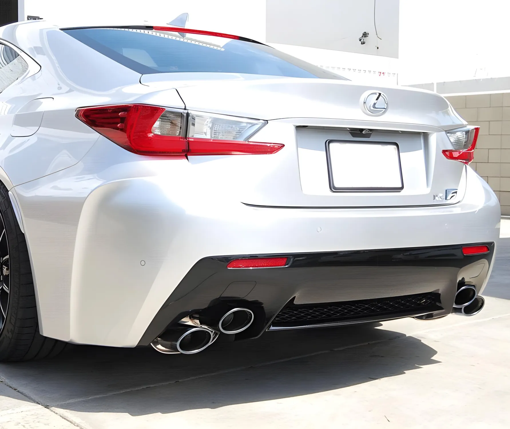 Invidia Q300 Exhaust System | 2015-2017 Lexus RC350 and RC200T (HS14LRCDR4OT)