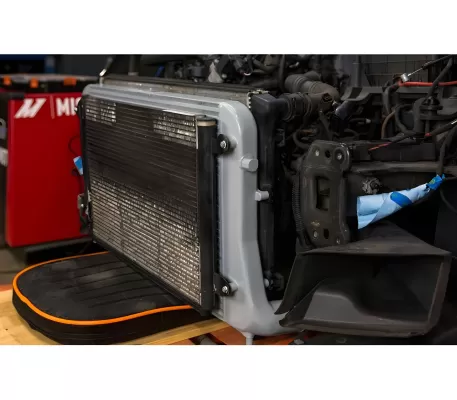 Volkswagen Golf GTI - 2010 to 2014 - All [All] (Silver Intercooler Core) (Black Hoses)