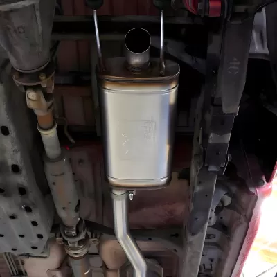 Toyota Tacoma - 2000 to 2004 - 2 Door Ext Cab [All] _or_ 2 Door Xtracab [All] (Rock Basher) (Turn Down Tip) (Except Short Bed)