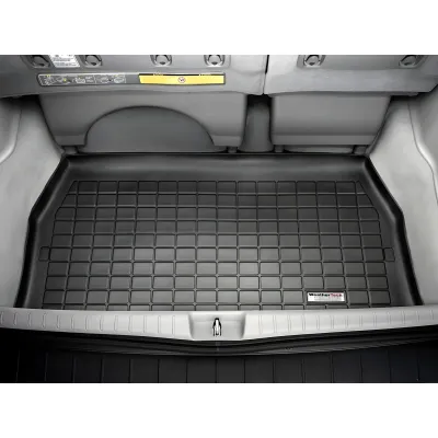 Toyota Sienna - 2004 to 2010 - Minivan [All] (Black) (Behind Thrid Row)