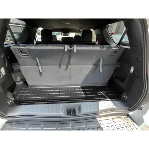 Toyota 4Runner - 2025 - SUV [Limited, SR5, TRD Off Road, TRD Off Road Premium, TRD Sport, TRD Sport Premium] with 2.4L & 4WD/RWD (Black) (Behind Third Row) (7 Passenger Models)