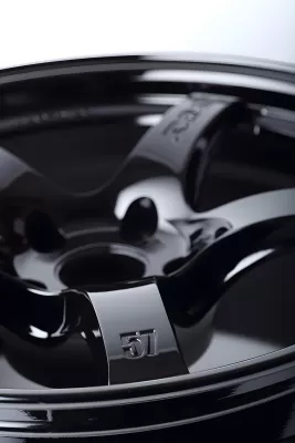 Universal (19x9.5, 5x112, 25mm, Gloss Black)