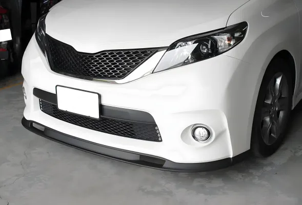 Toyota Sienna - 2011 to 2017 - Minivan [SE FWD, SE Premium FWD] (SK Version)
