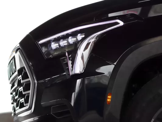 Toyota Sequoia - 2023 to 2025 - SUV [All] (Black) (Amber Sequential Turn Signal, and White DRL) (For Factory Reflector Headlights)