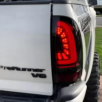 Toyota Tacoma - 2005 to 2015 - All [All] (Jet Black) (Smoked Lens)