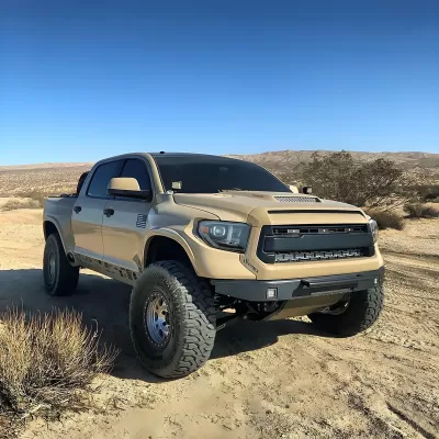 Toyota Tundra - 2014 to 2021 - All [1794, 1794 FFV, Limited, Limited FFV, Platinum, Platinum FFV, SR, SR FFV, SR5, SR5 FFV] with 4.0L/4.6L/5.7L & 4WD/RWD (Black) (Sequential Turn Signal) (Includes Level Adjuster Module) (MK II Version)