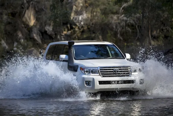 Toyota Land Cruiser - 2008 to 2015 - SUV [All] (ARMAX Snorkel Version)