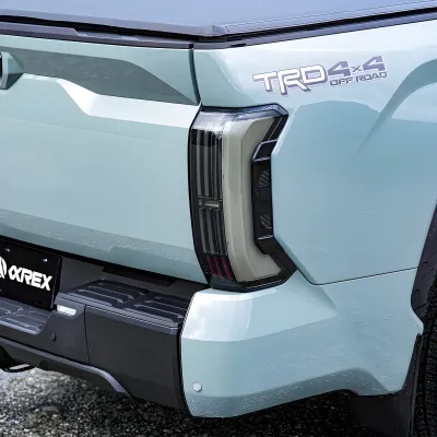 Toyota Tundra - 2022 to 2025 - All [All] (Alpha Black) (LED With Sequential Turn Signal)